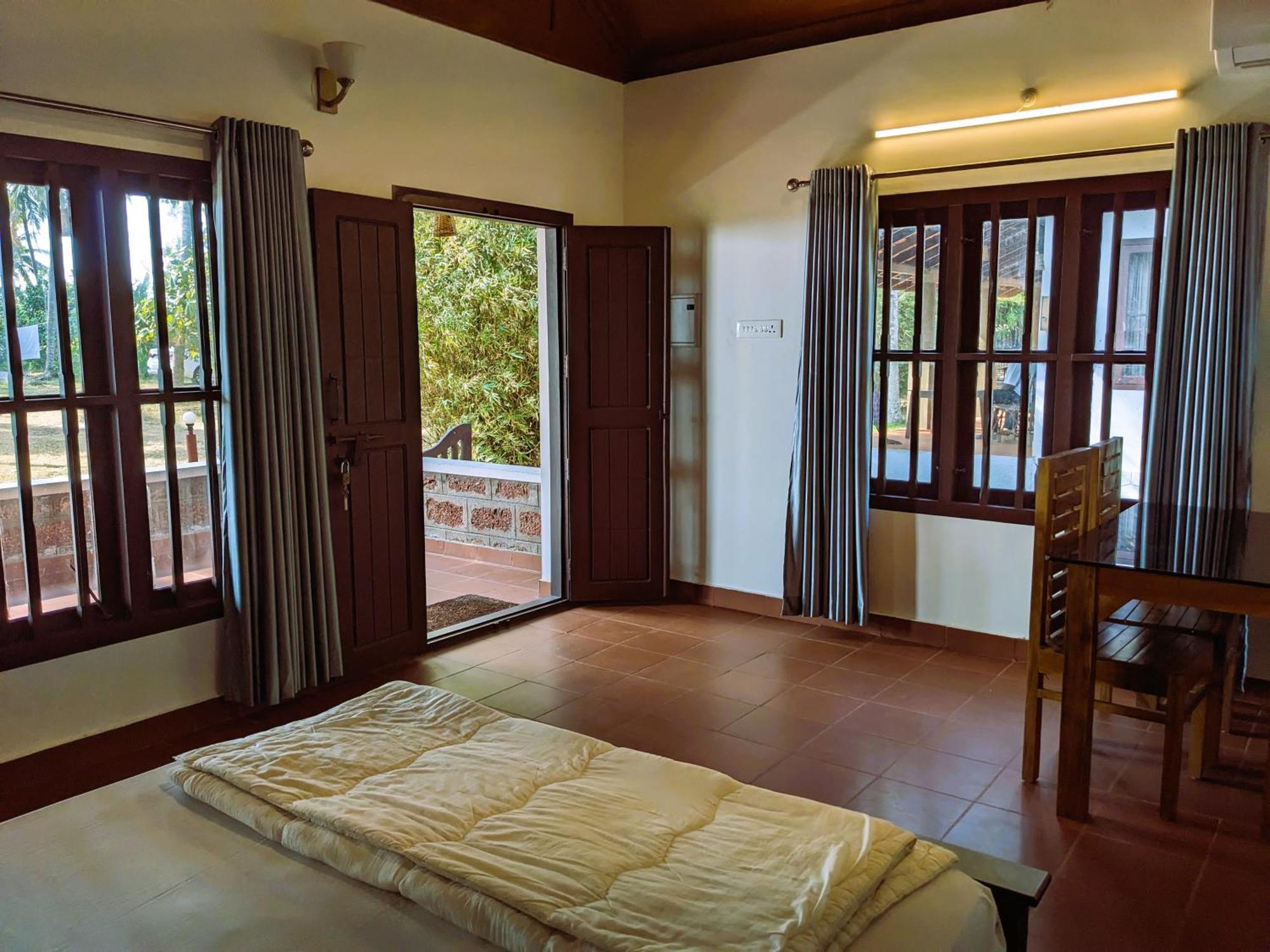 Baycliff Cottages Varkala Eksteriør billede